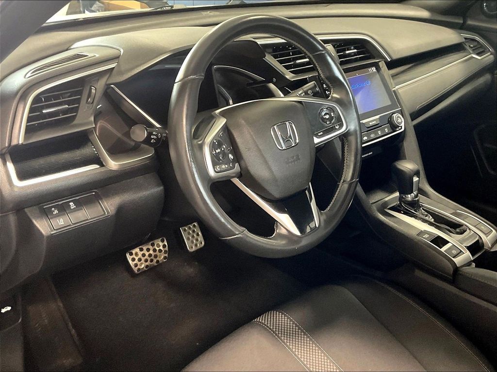 2019 Honda Civic — photo 8