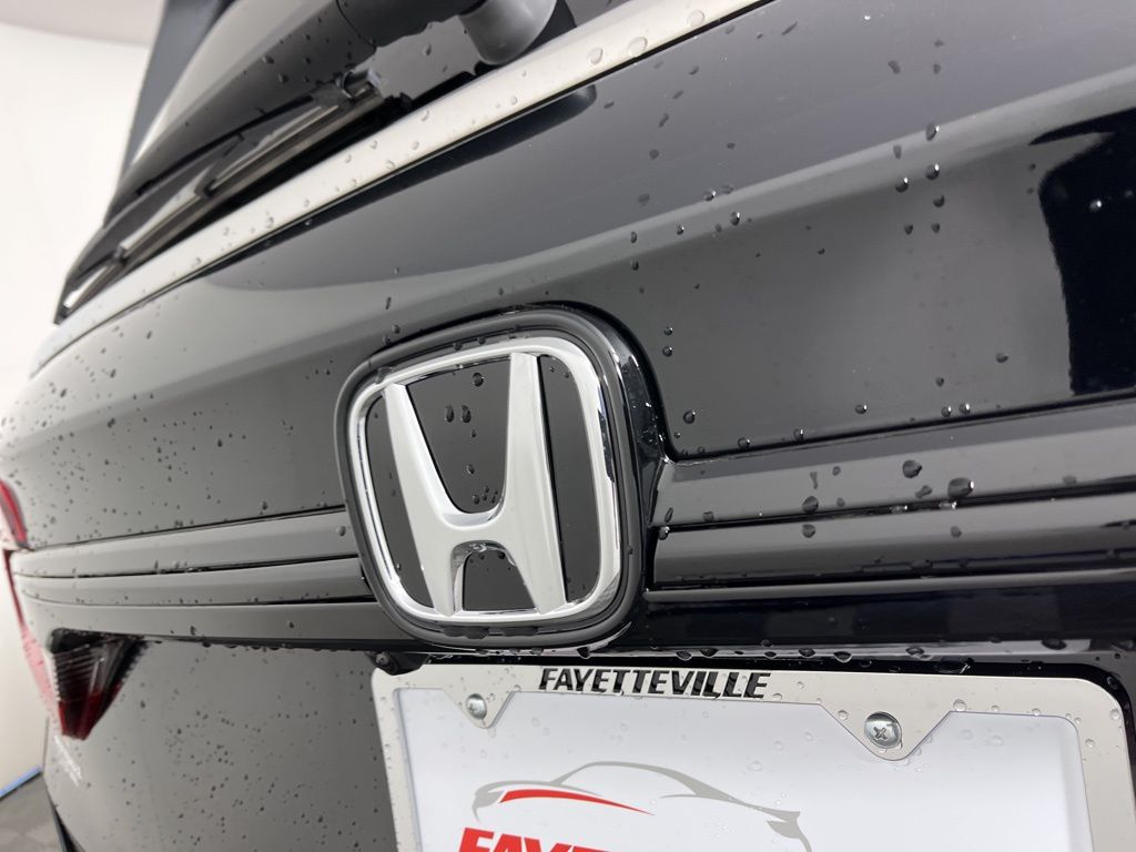 Thumbnail: 2026 Honda Odyssey - 21