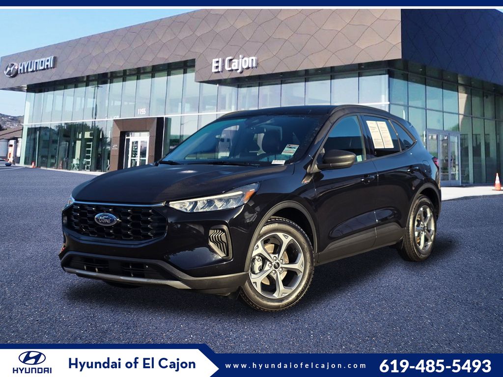 2025 Ford Escape ST-Line FWD