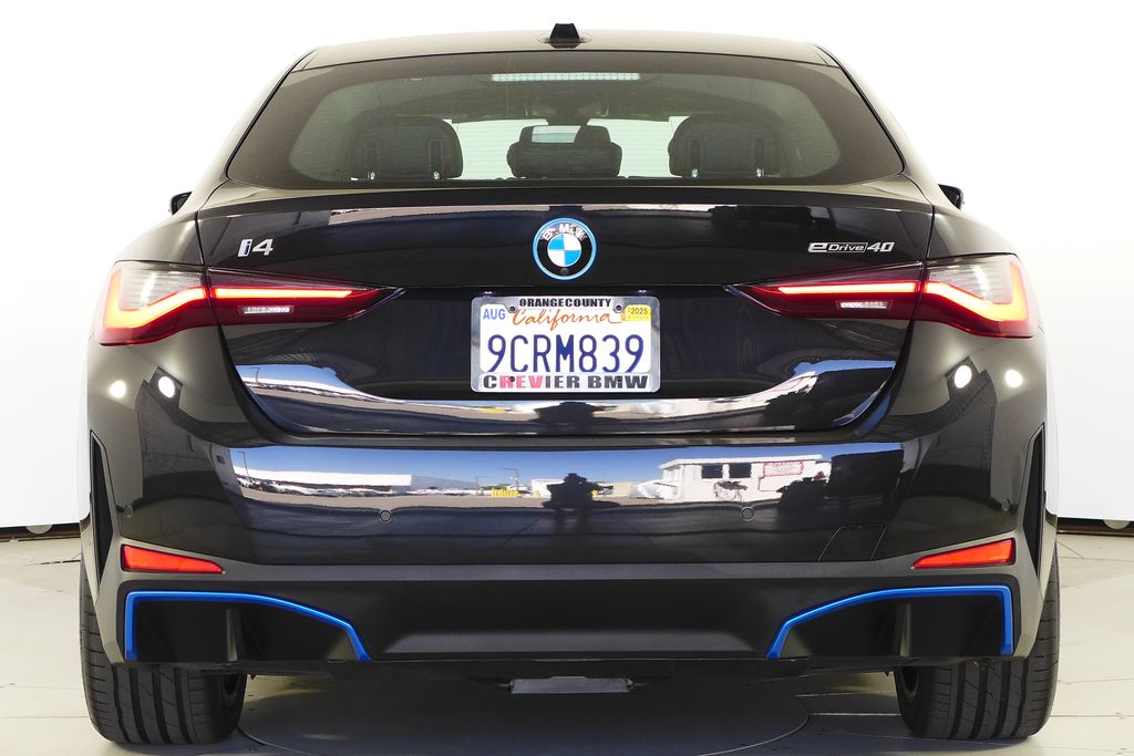 Thumbnail: 2022 BMW i4 - 8