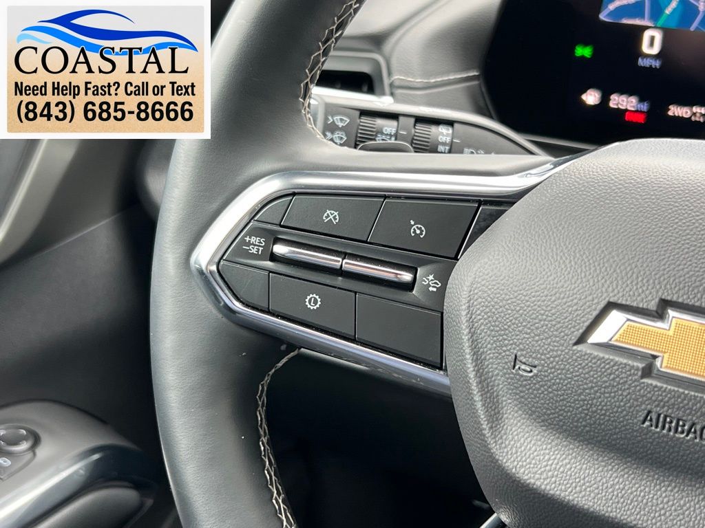 2025 Chevrolet Traverse LT White at Bob Mills Chevrolet