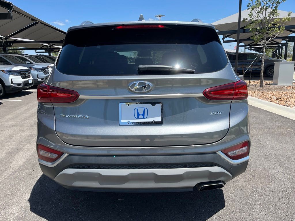 Thumbnail: 2019 Hyundai Santa Fe - 5