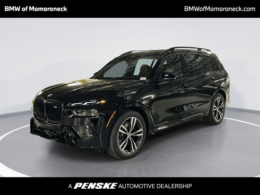 2025 BMW X7 M60i Hero Image