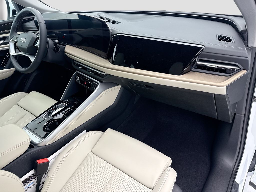 Thumbnail: 2026 Audi Q5 - 16