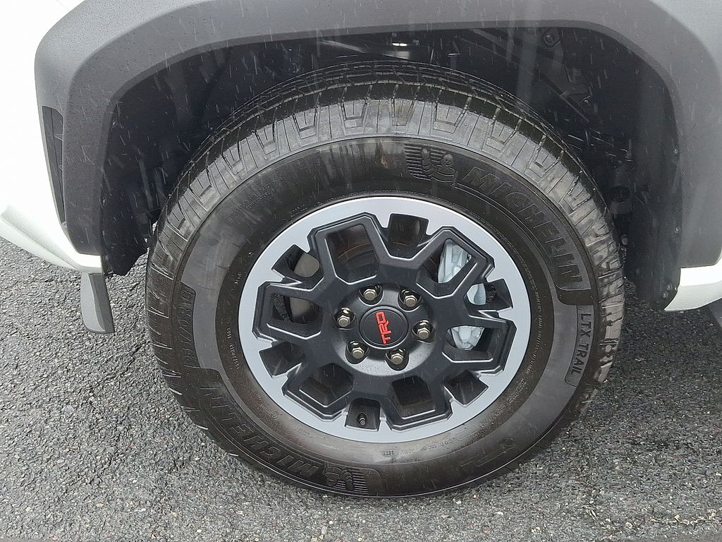 Thumbnail: 2025 Toyota 4Runner - 8