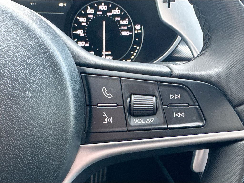 Used 2019  Alfa Romeo Ti image 13
