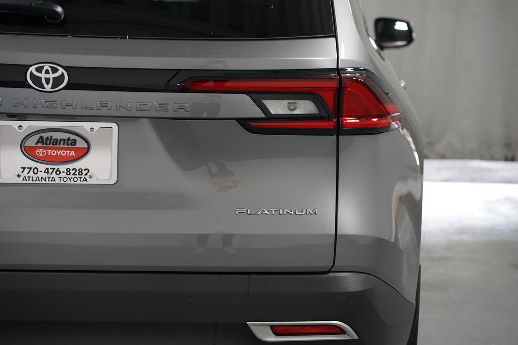 Thumbnail: 2026 Toyota Grand Highlander - 10