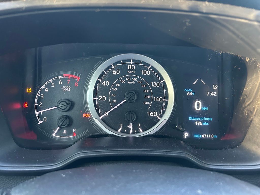 Thumbnail: 2022 Toyota Corolla - 22