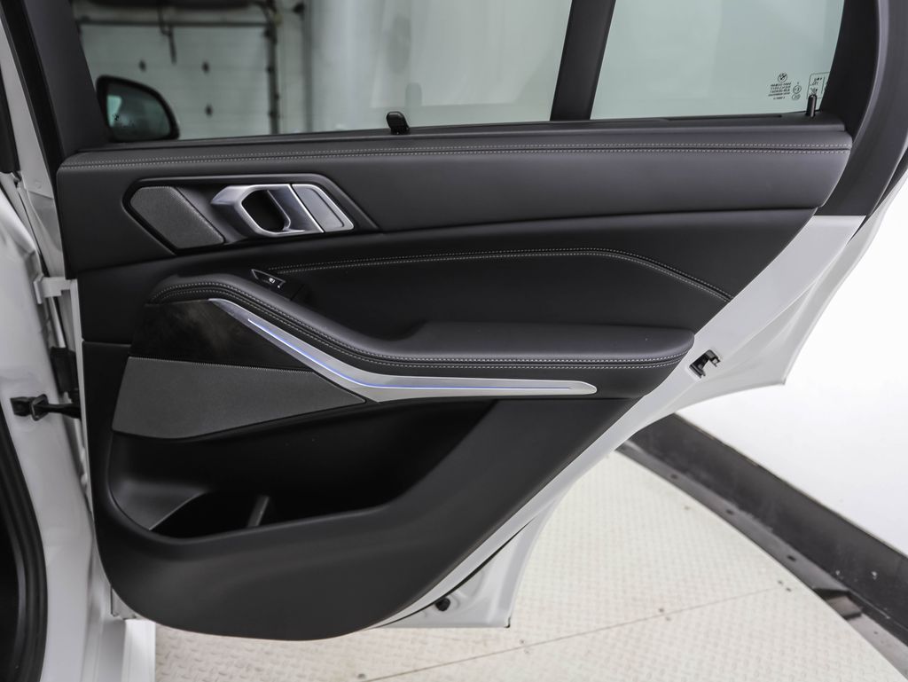 Thumbnail: 2024 BMW X5 - 25