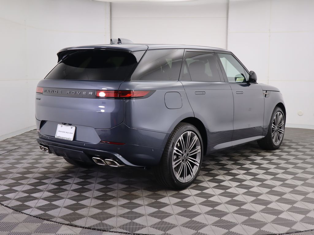 Thumbnail: 2025 Land Rover Range Rover Sport - 5