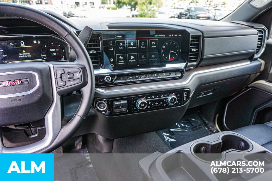 Used 2025 Black GMC SLT image 32