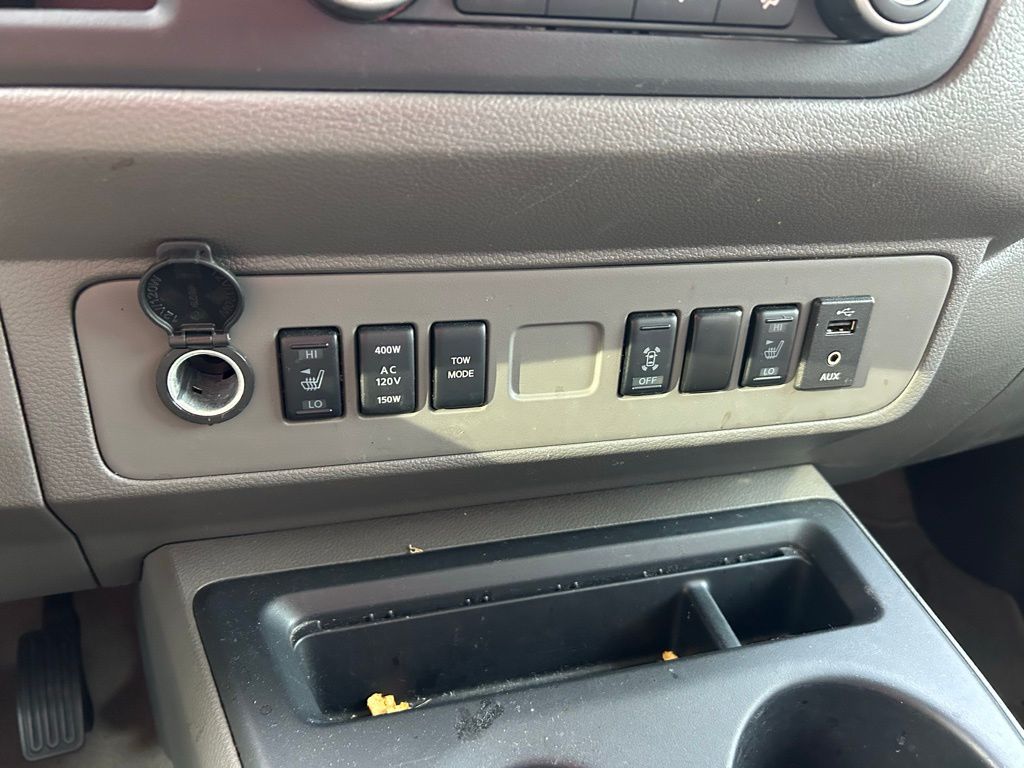 Thumbnail: 2020 Nissan NV - 26