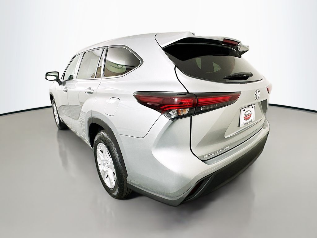 Thumbnail: 2025 Toyota Highlander - 7