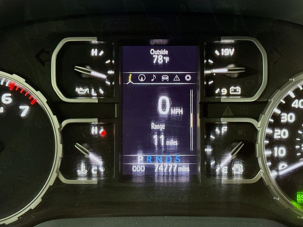 Thumbnail: 2019 Toyota Tundra - 12