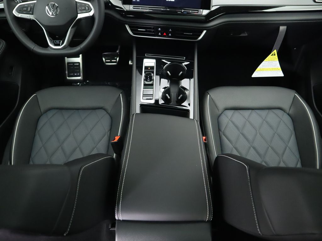 2025 Volkswagen Atlas SEL 17