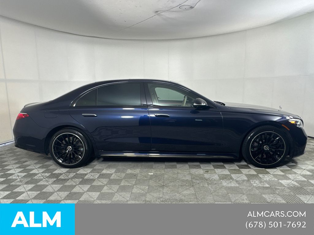 Used 2023  Mercedes-Benz S 500 image 4