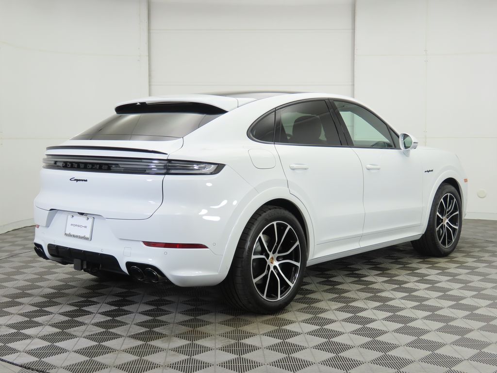 Thumbnail: 2025 Porsche  - 7