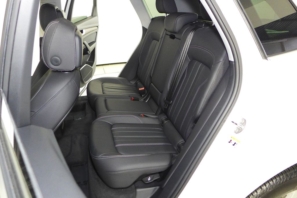 Thumbnail: 2023 Audi Q5 - 20