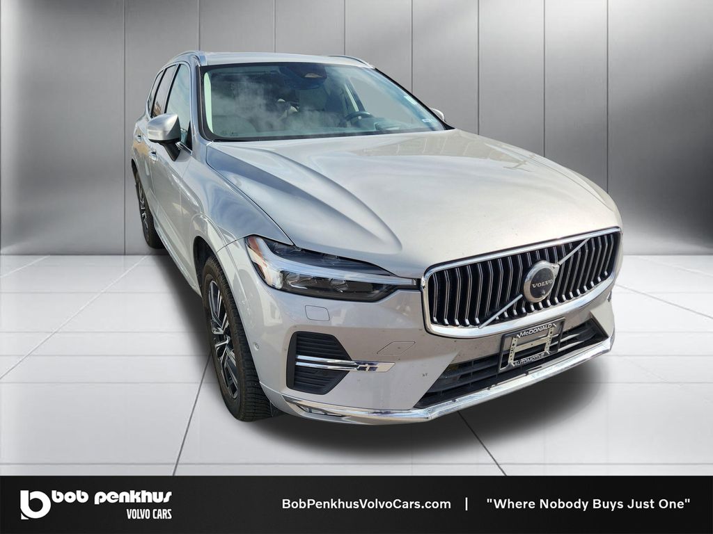 2022 Volvo XC60 B5 Inscription AWD