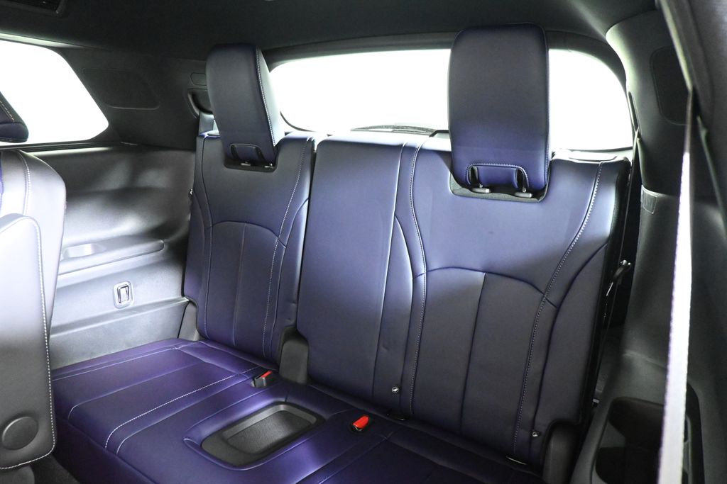 Thumbnail: 2026 INFINITI QX60 - 32