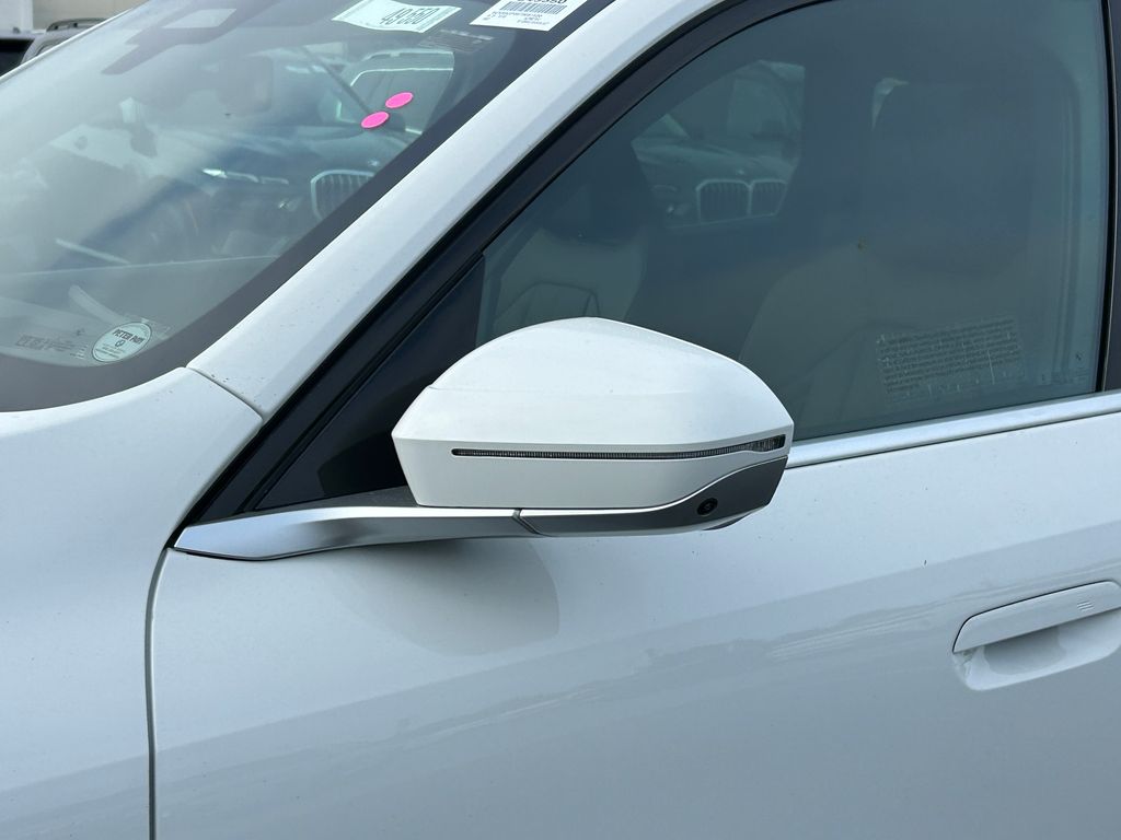 Thumbnail: 2026 BMW X3 - 10