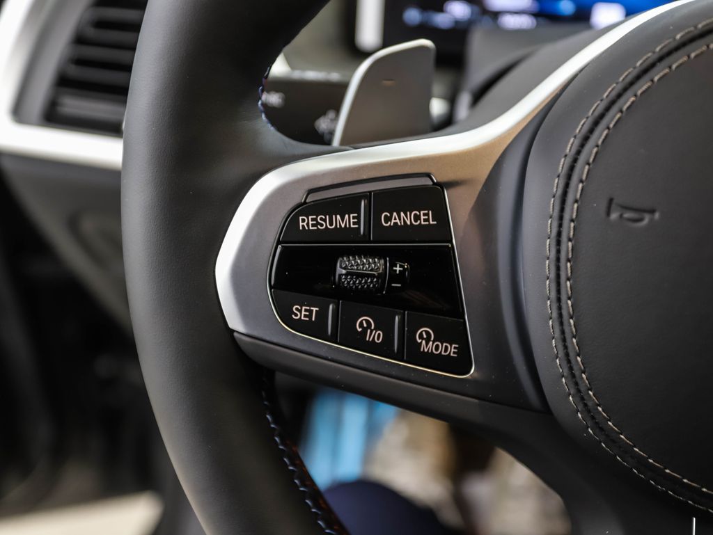 Thumbnail: 2026 BMW X5 - 12