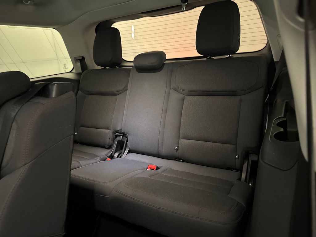 Certified Used 2025 Gray Ford Active image 33