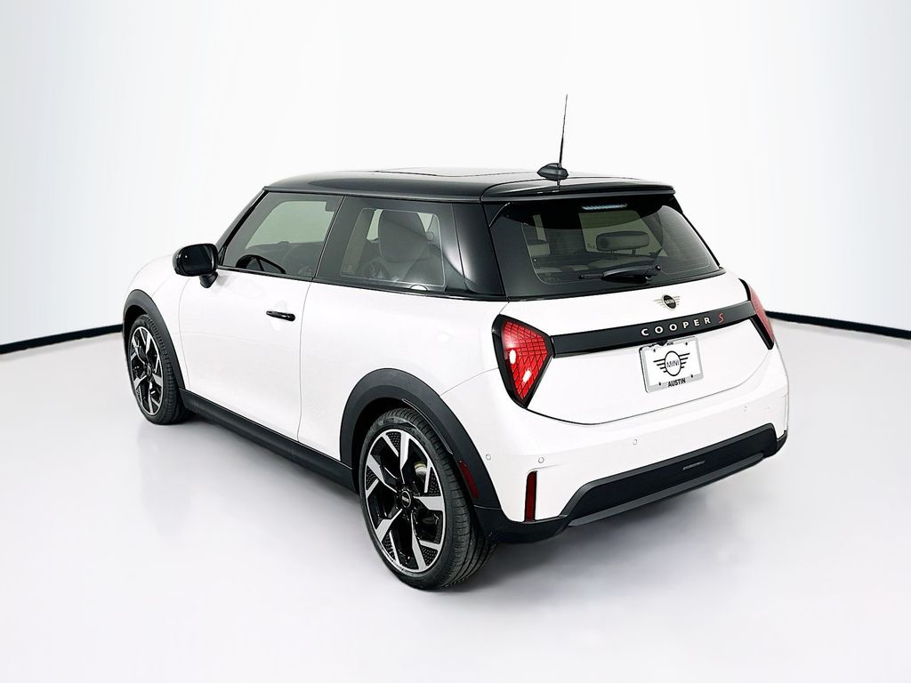 2025 MINI Cooper S 7