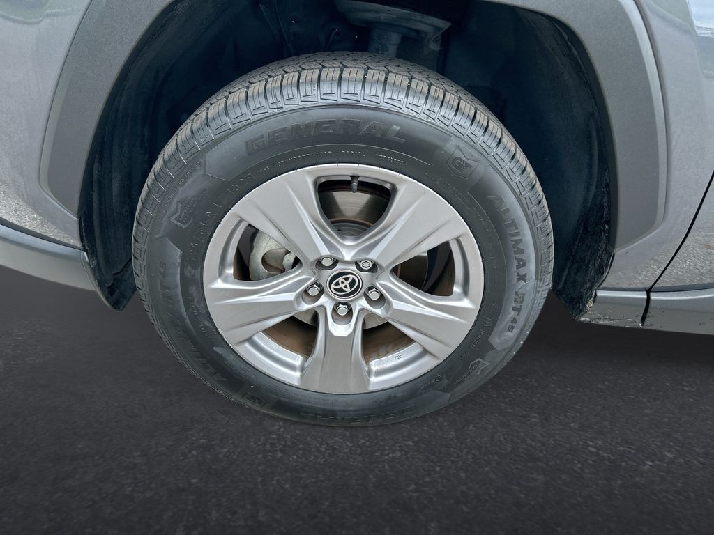 Thumbnail: 2024 Toyota RAV4 - 10