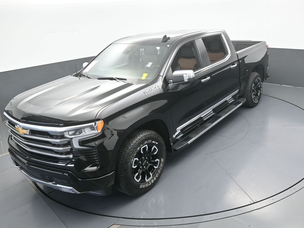 Used 2025 Black Chevrolet High Country image 52