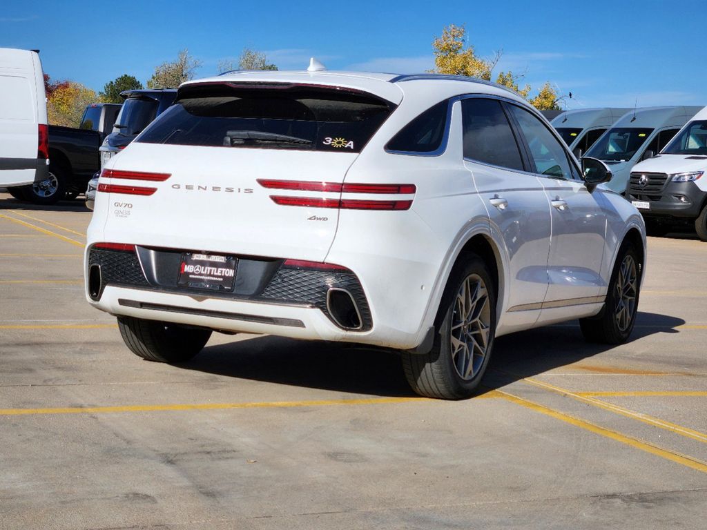 2023 Genesis GV70 2.5T 5