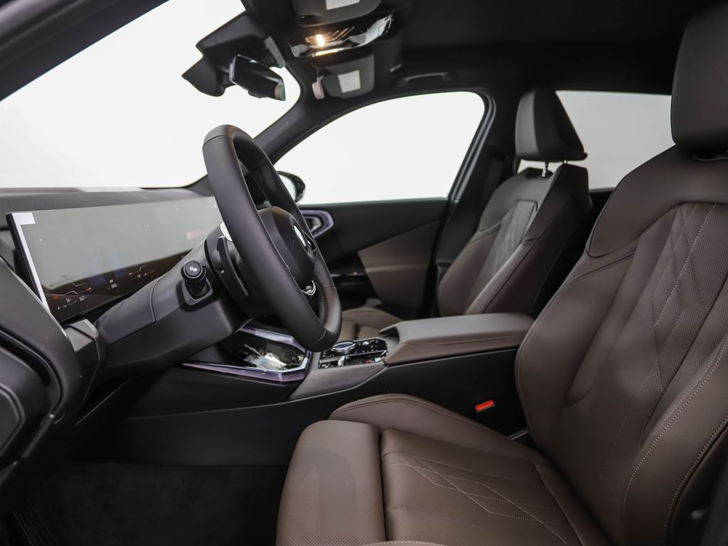 Thumbnail: 2026 BMW X3 - 11