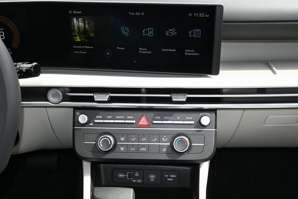 2025 Hyundai Tucson SE - Photo 15