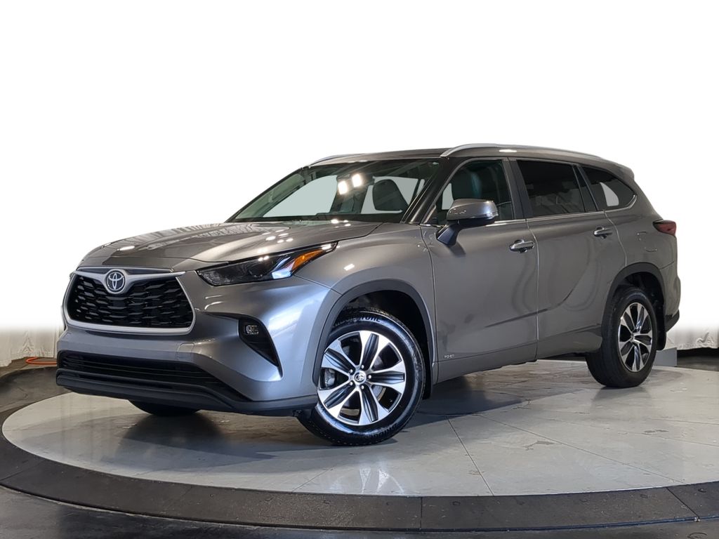Gray 2025 Toyota Highlander Hybrid SUV / Crossover All-Wheel Drive Continuously Variable Transmission
