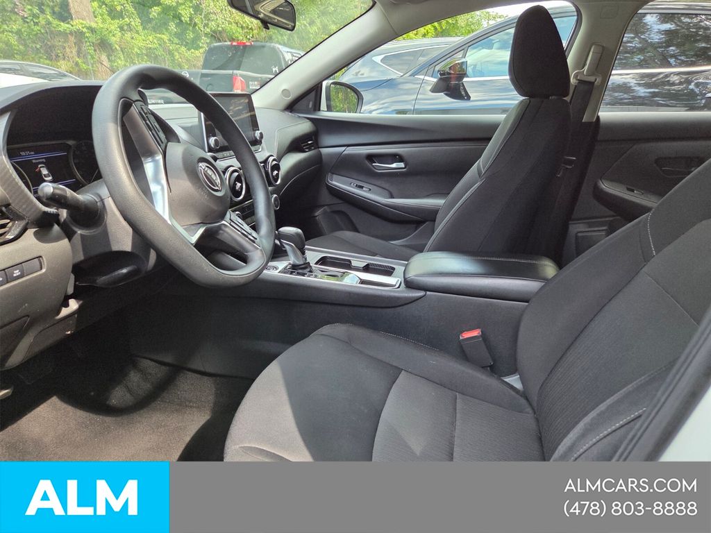 Used 2024 White Nissan SV image 3