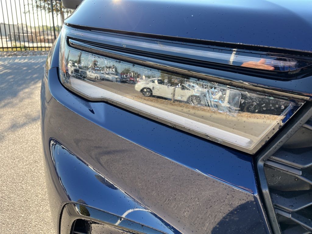 Thumbnail: 2023 Honda Pilot - 10