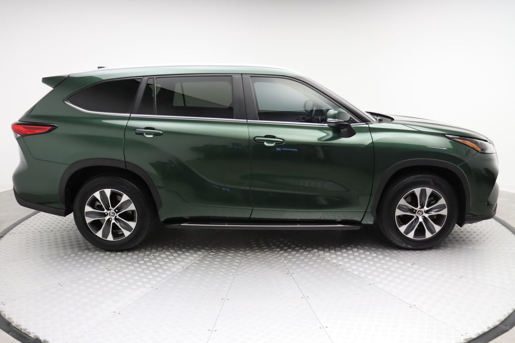 2023 Toyota Highlander XLE 7