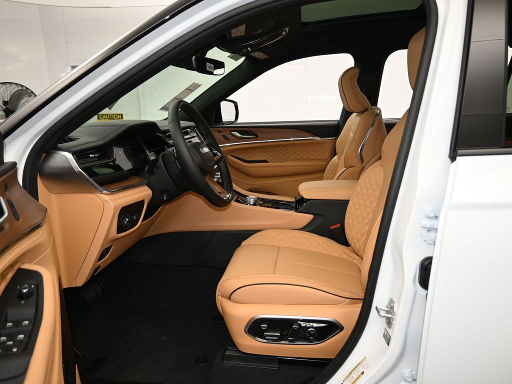 New 2025 Bright White Clearcoat Jeep Summit image 12