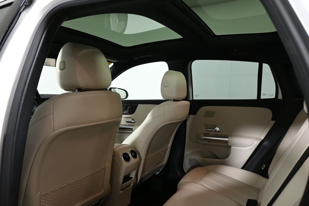 Thumbnail: 2026 Mercedes-Benz GLA - 31