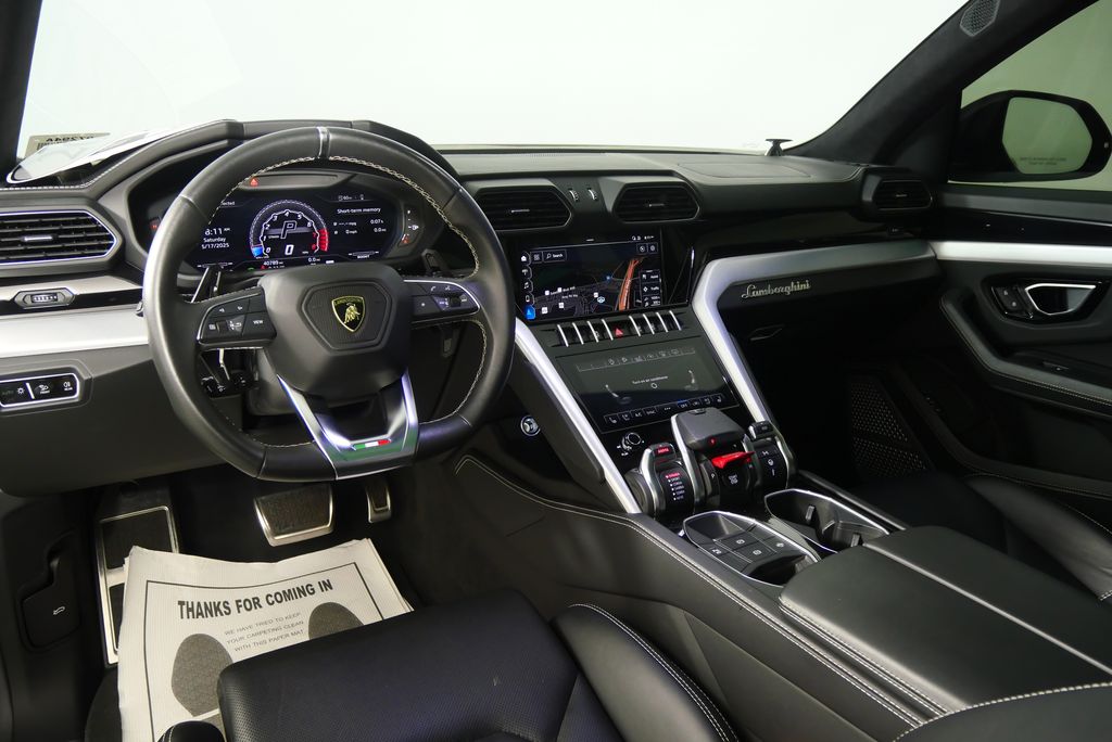 Thumbnail: 2020 Lamborghini Urus - 26