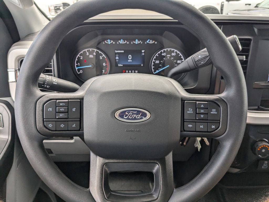 2025 Ford F-250 Super Duty XL