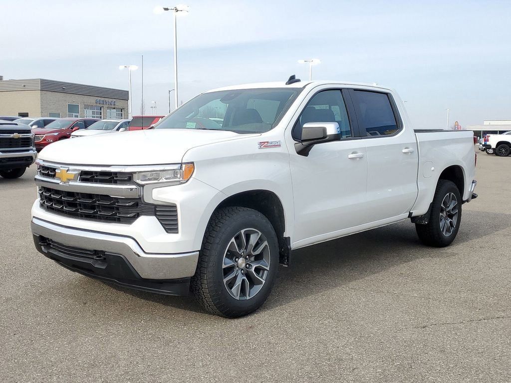 2024 Chevrolet Silverado 1500 LT 2