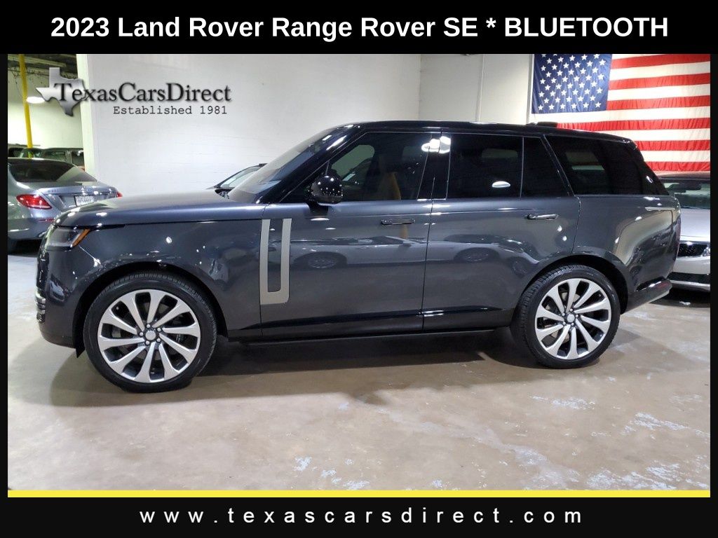 2023 Land Rover Range Rover SE 14