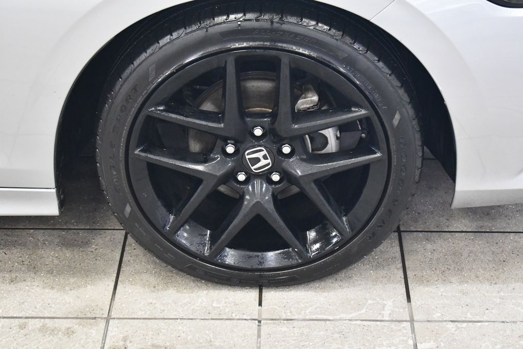 Thumbnail: 2023 Honda Civic - 11