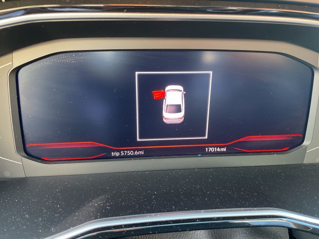 Thumbnail: 2019 Volkswagen Jetta - 5