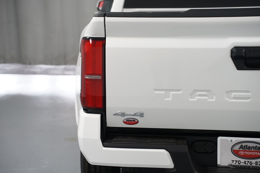 Thumbnail: 2025 Toyota Tacoma - 10