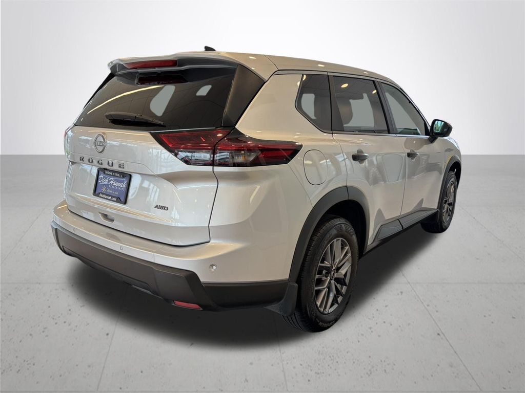 2025 Nissan Rogue S