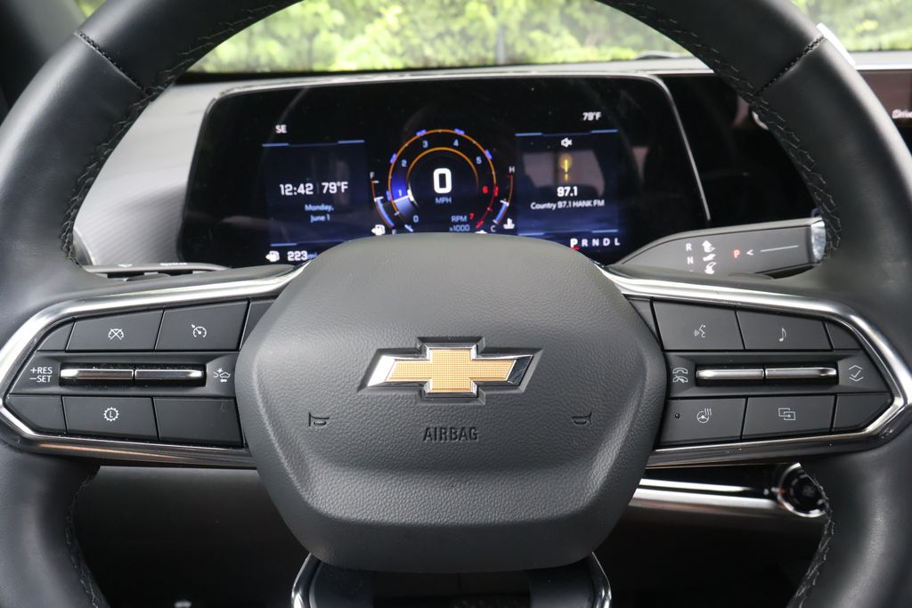 Thumbnail: 2026 Chevrolet Equinox - 27