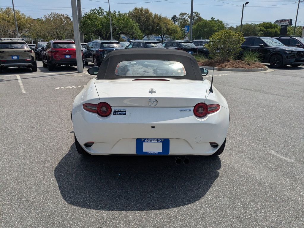 2026 Mazda MX-5 Miata Grand Touring