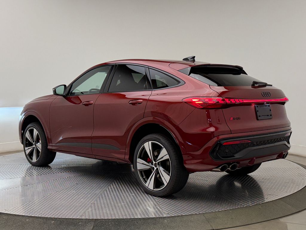 Thumbnail: 2026 Audi SQ5 - 5